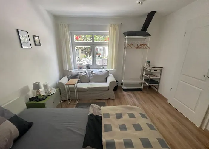 Charmantes Haeuschen Mit Gaestezimmer In Erfurt