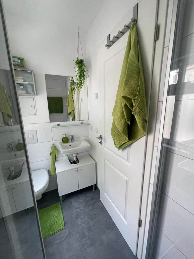 Charmantes Haeuschen Mit Gaestezimmer In
