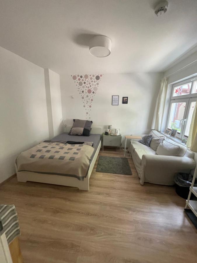 Charmantes Haeuschen Mit Gaestezimmer In Erfurt