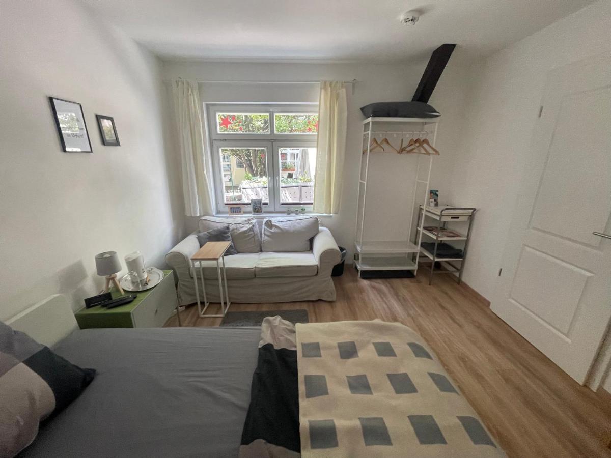 Apartment Charmantes Haeuschen Mit Gaestezimmer In Erfurt